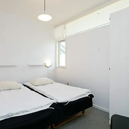 Xliii Apartamento *